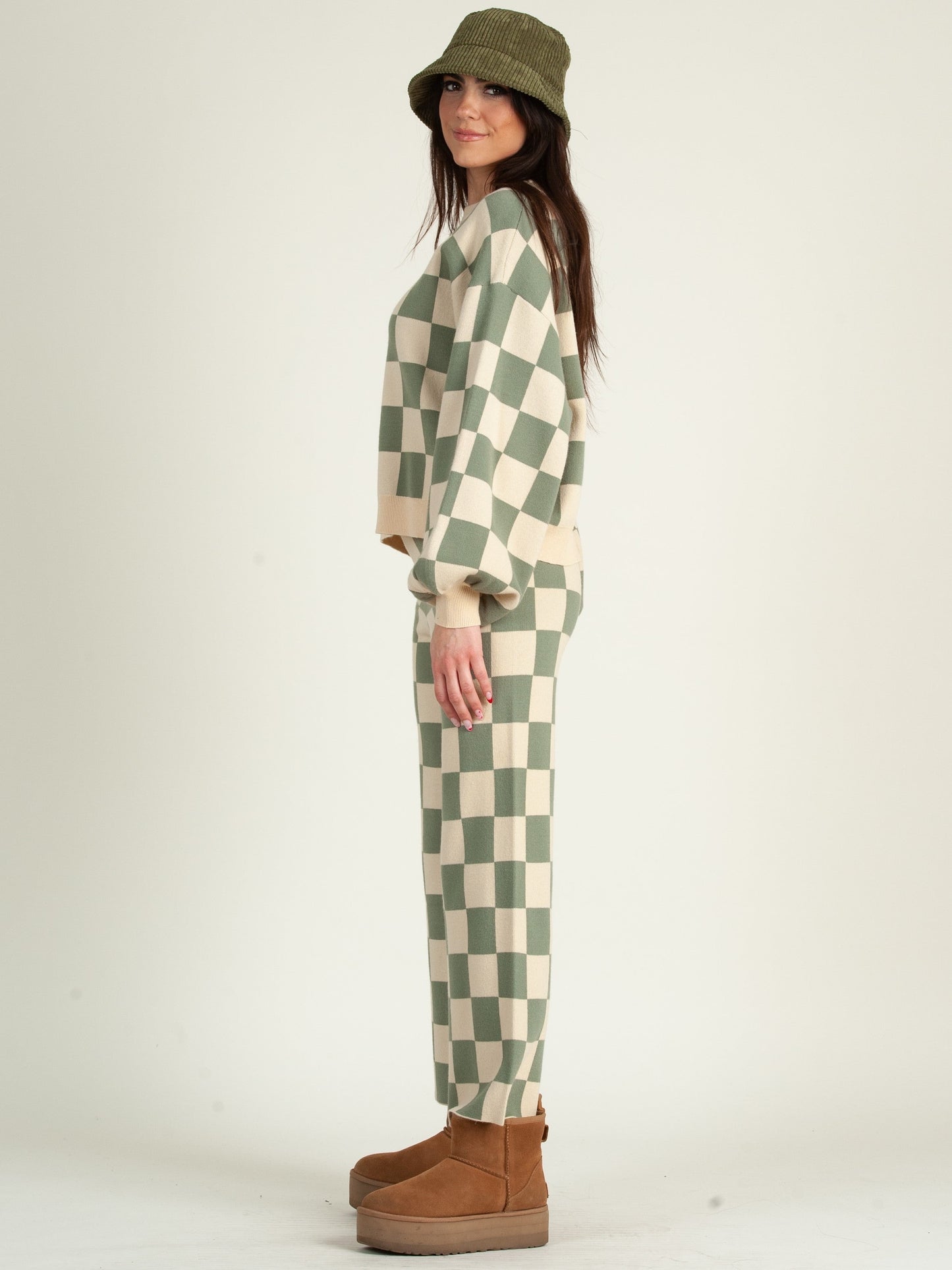 Women’s Checkered Crew Neck Sweater
