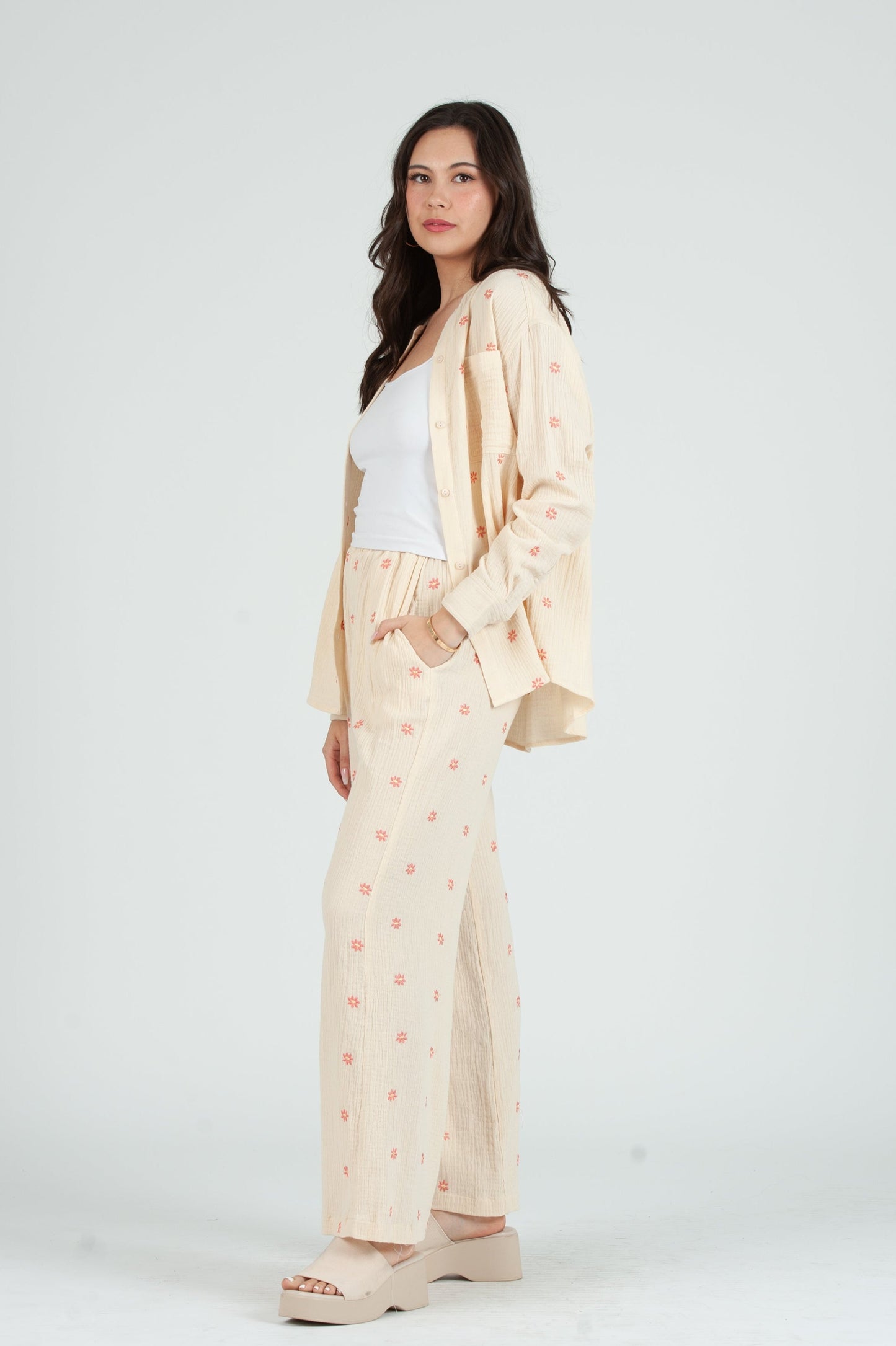 Women's Gauze Button Down Shirt in Ditzy Floral
