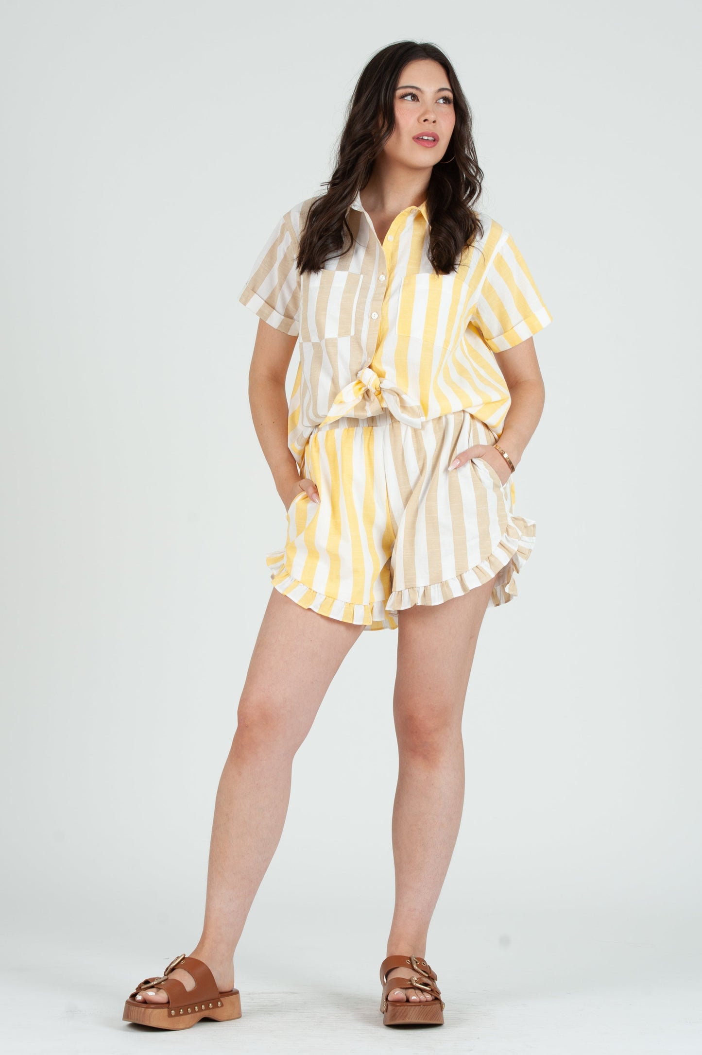 Women's Color Blocked Striped Ruffle Hem Shorts