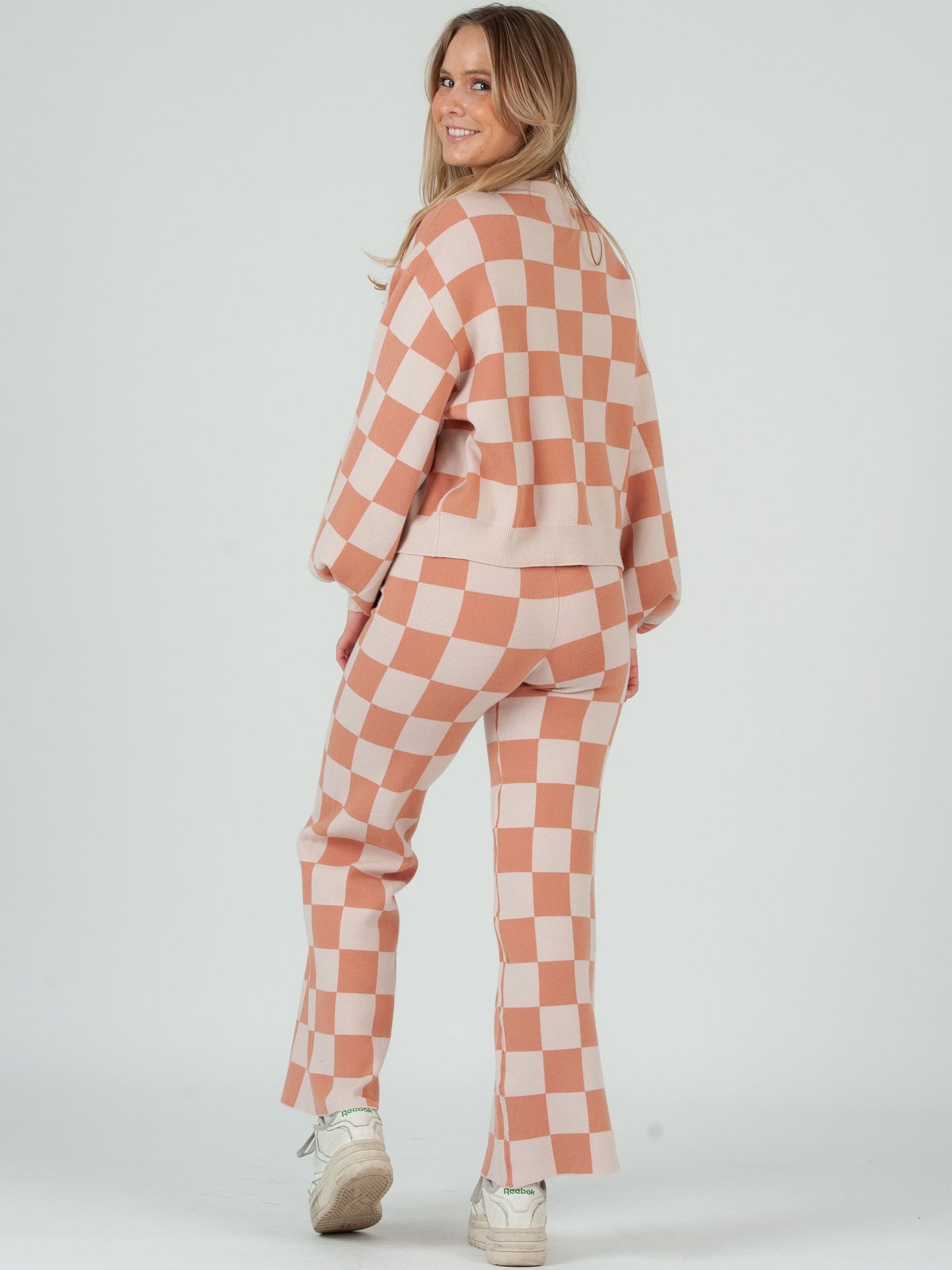 Women’s Checkered Crew Neck Sweater