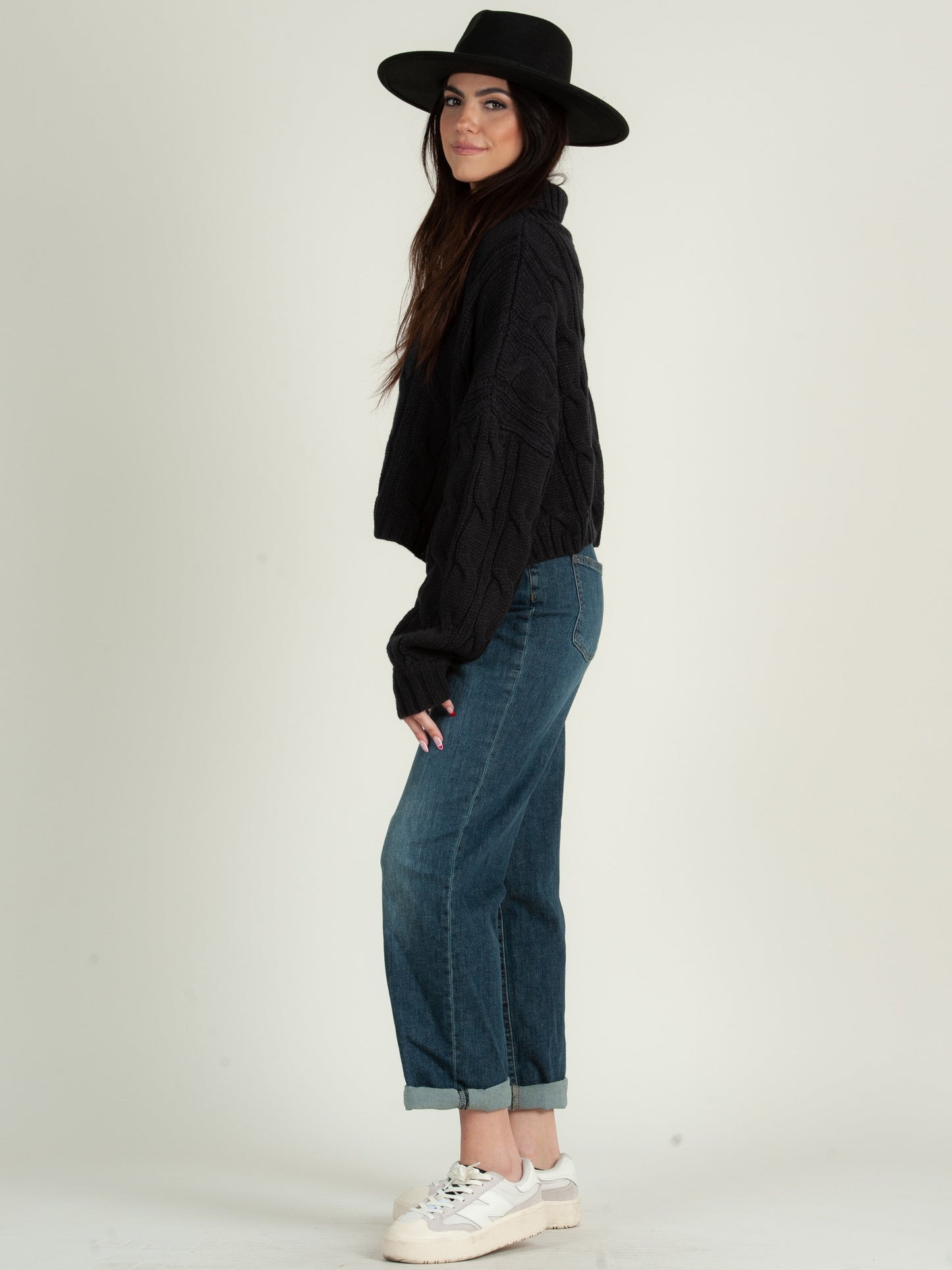 Women’s Cable Knit Turtleneck Sweater