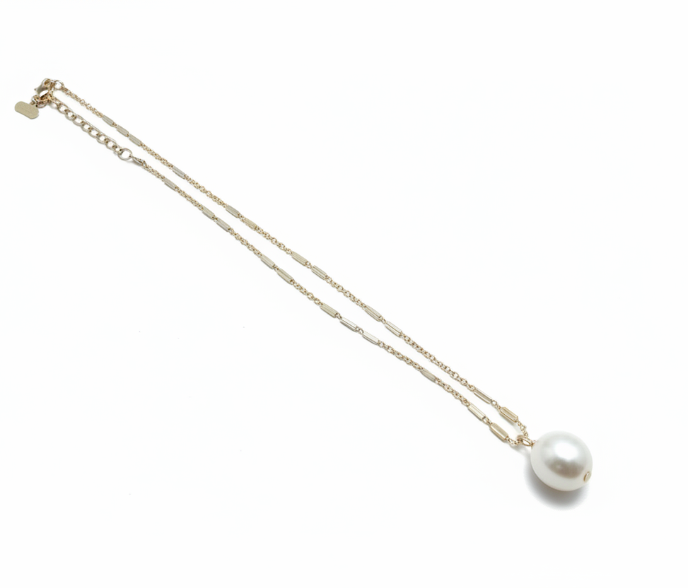 Baroque Pearl Pendant Necklaces