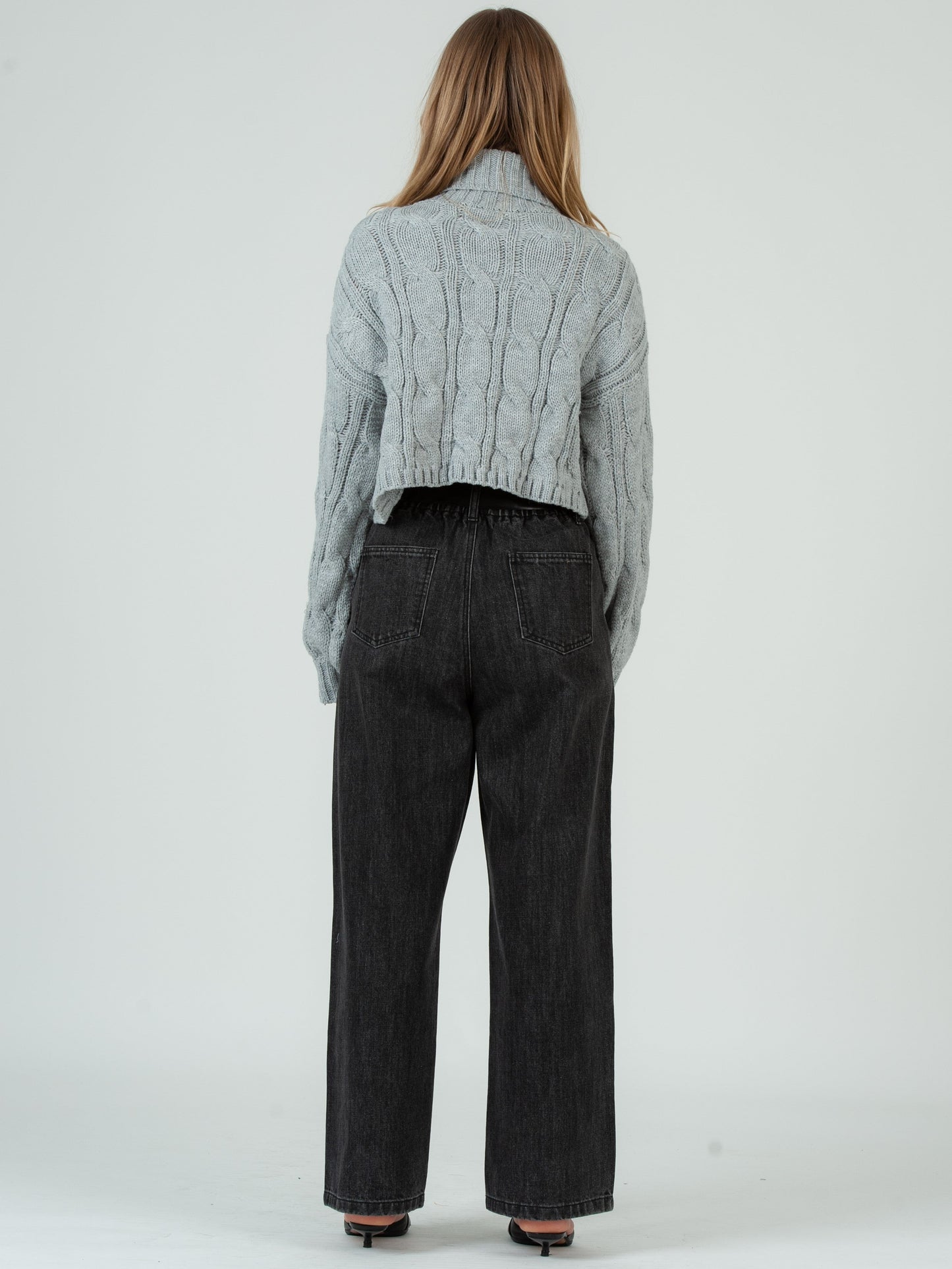 Women’s Cable Knit Turtleneck Sweater