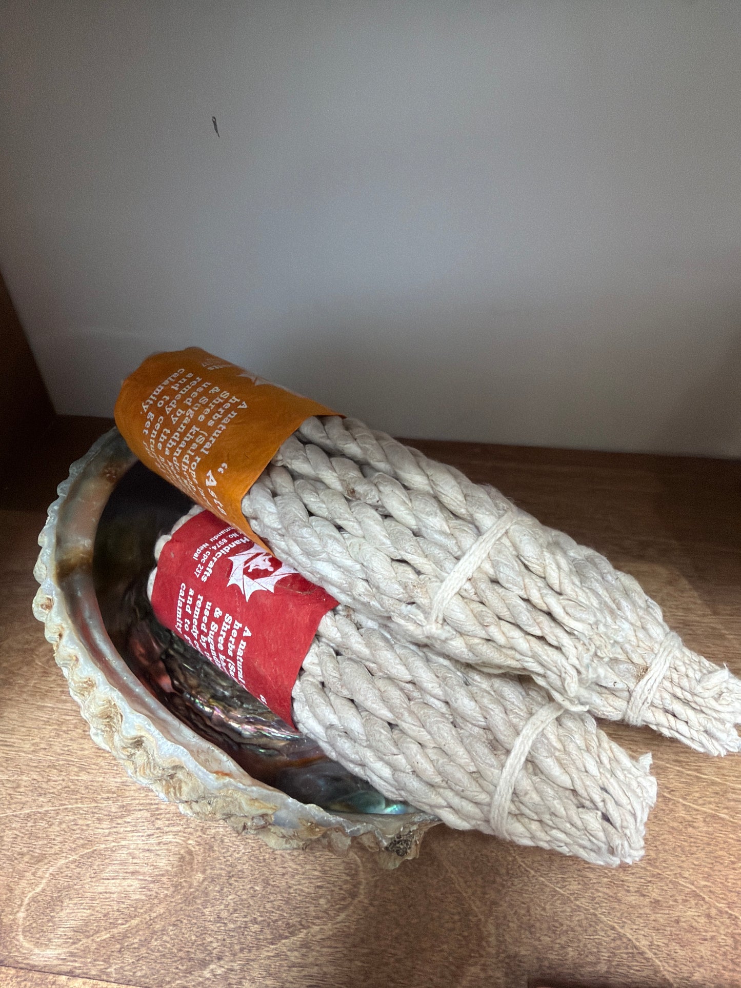Asta Sugandah rope incense