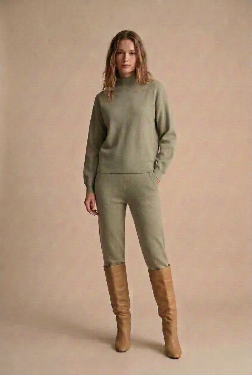 Women’s Mock Neck Knit Sweater