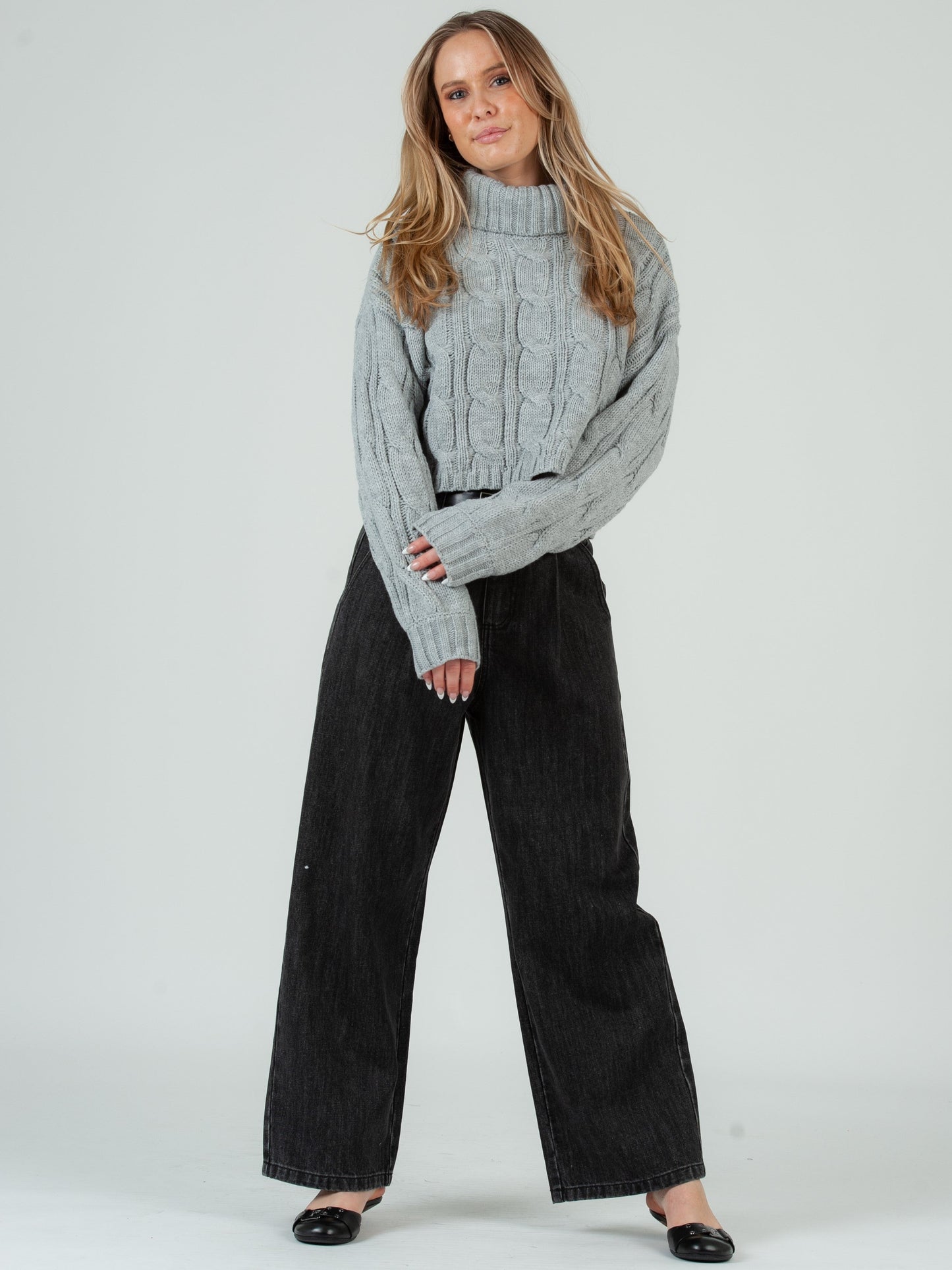 Women’s Cable Knit Turtleneck Sweater