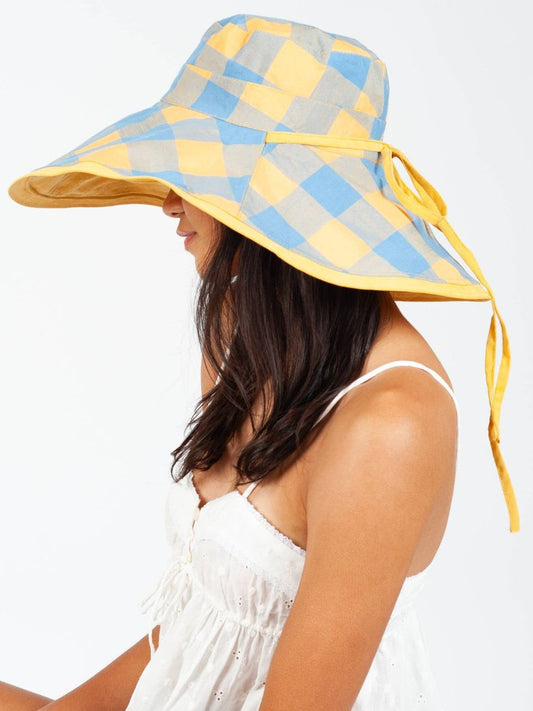 CHECKERED BUCKET HAT