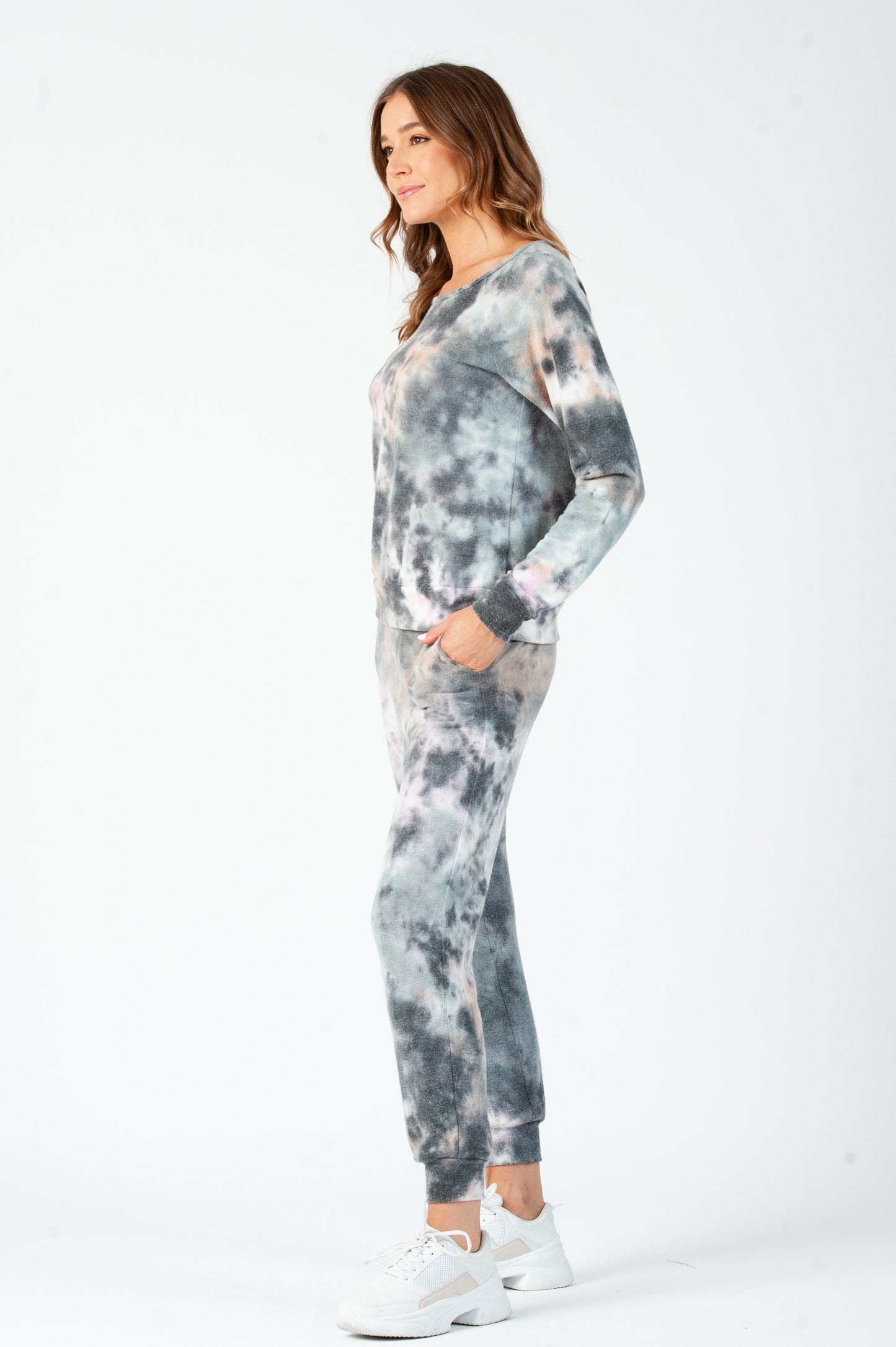 Women’s Tie Dye Raglan Long Sleeve Top