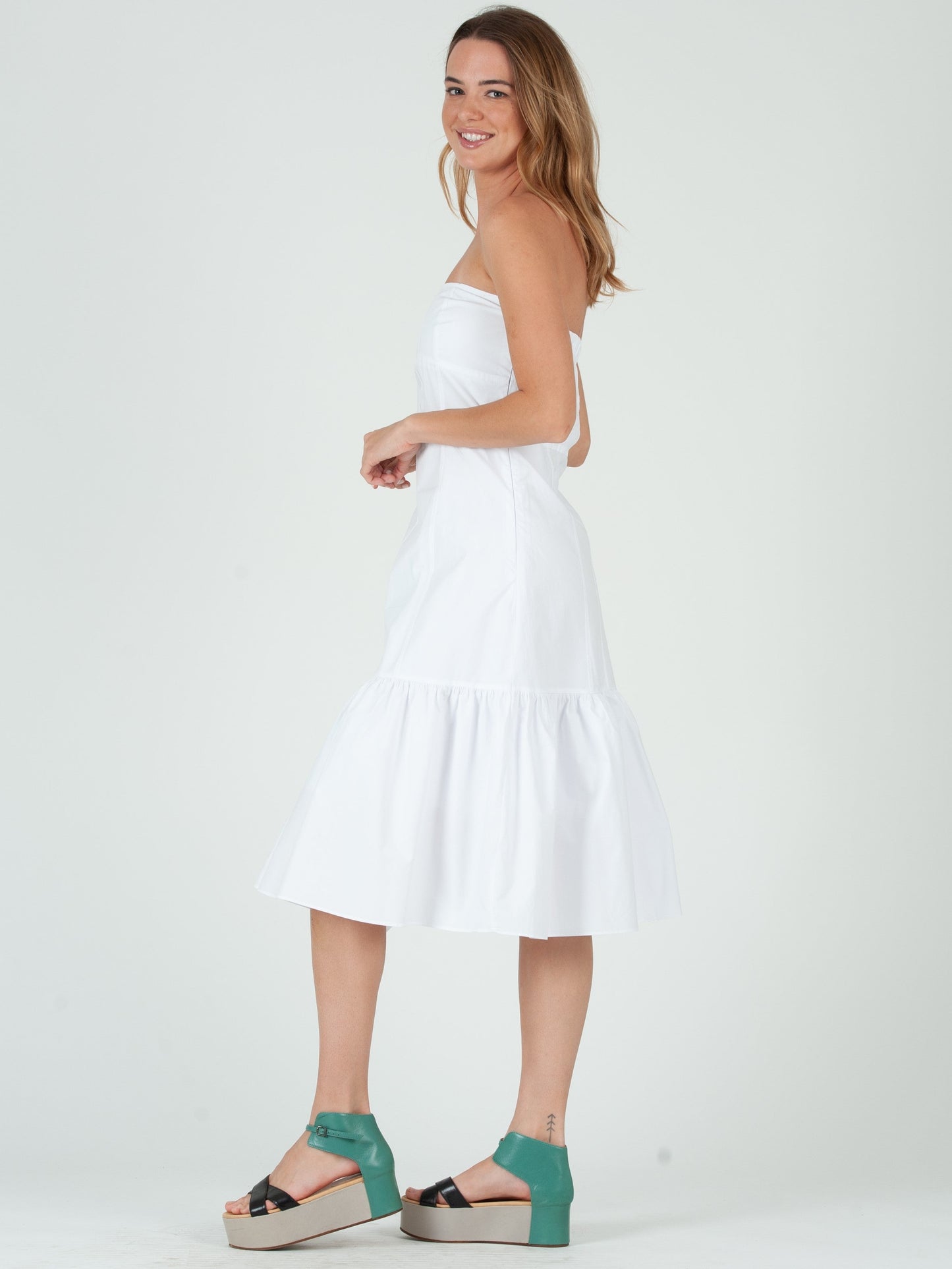 Women’s Poplin Strapless Midi Dress